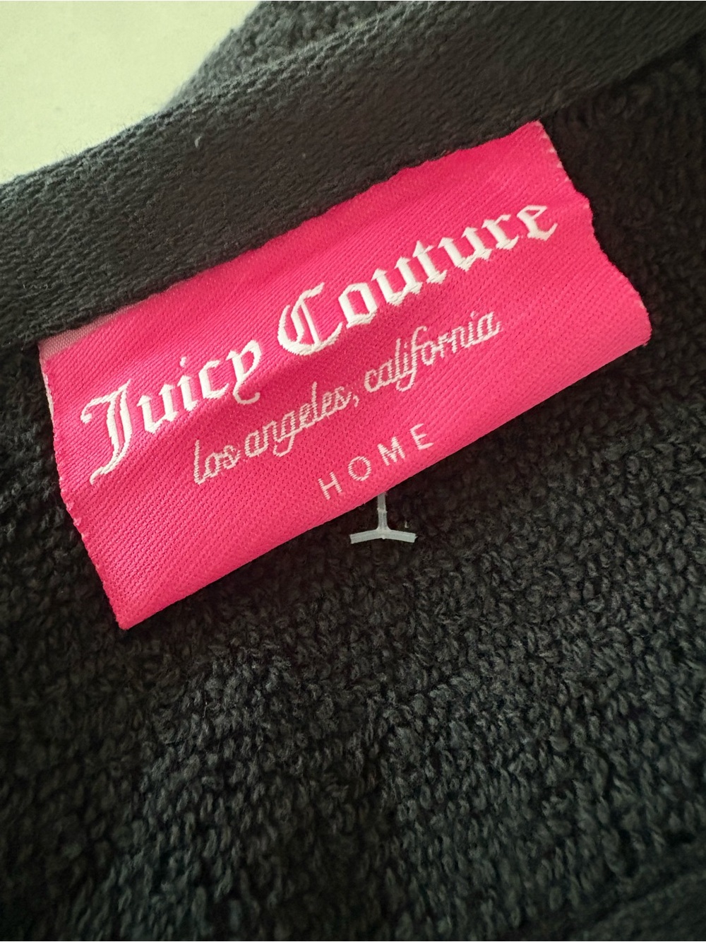 Juicy Couture Two Black Bath Towels with Gold Trim - Picture 3 of 4